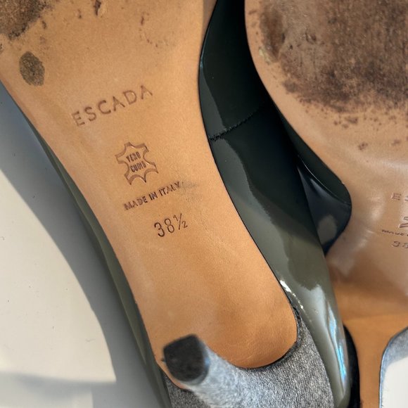 Elegant ESCADA 38.5 EU (8.5) Green Patent Leather and Grey Heels - Picture 5 of 10